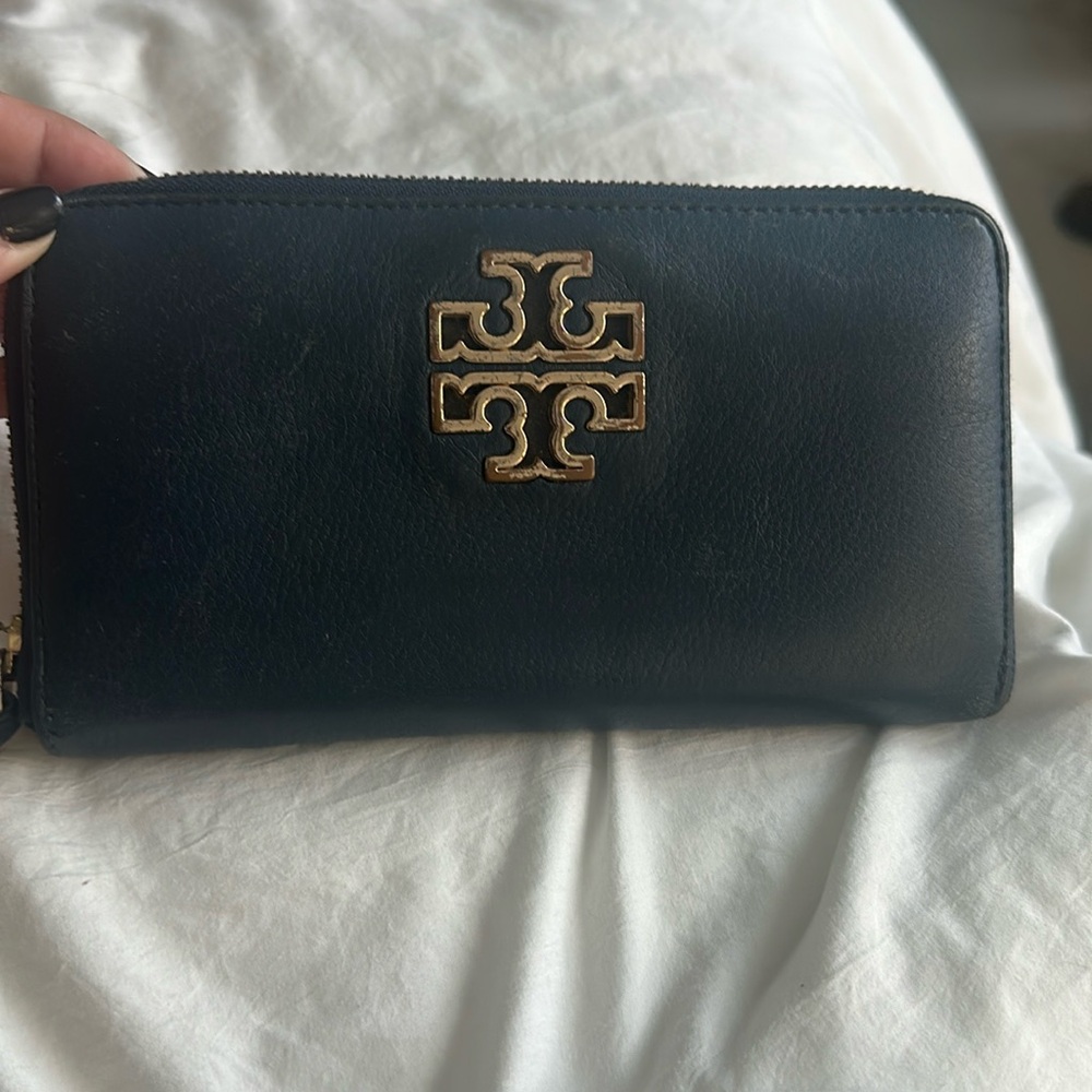 Navy blue Tory Burch wallet- used